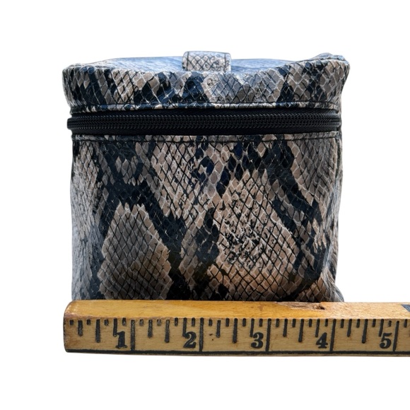 ESTEE LAUDER Faux Snake Skin Leather Train Vanity Travel Cosmetic Makeup Bag - Picture 6 of 8